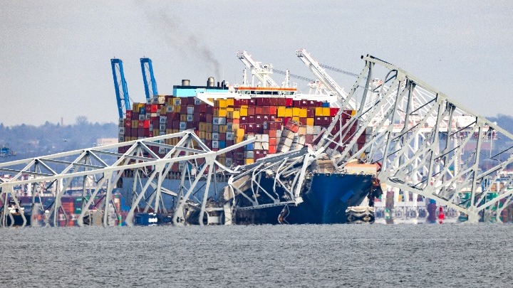 Major "disruption" to the supply chain industry after the collapse of  Francis Scott Key Bridge